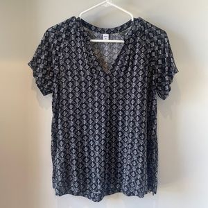 Old Navy XS Top Black White Pattern Flowy